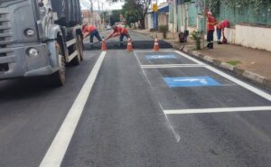 Recapeamento de quatro ruas no Jardim Rosolém é concluído