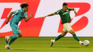 Palmeiras comemora retorno de Paulinho, mas projeta cautela