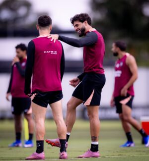Confira a provável escalação do Corinthians para enfrentar o São Paulo