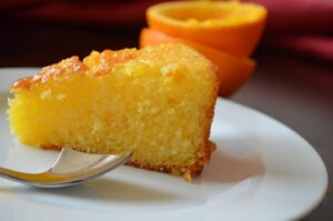 Bolo de laranja: receita simples, fofinha e fácil de fazer
