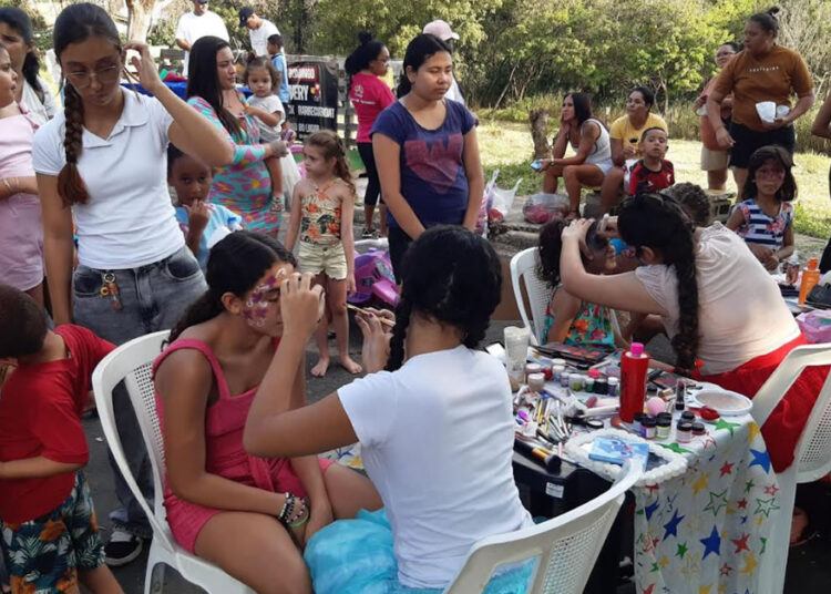 Evento evangelístico reúne mais de 200 pessoas em Hortolândia