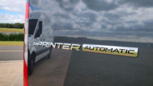 Mercedes-Benz lança Sprinter automática no Brasil com transmissão 9G-TRONIC