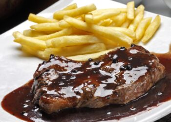 Carne ao vinho