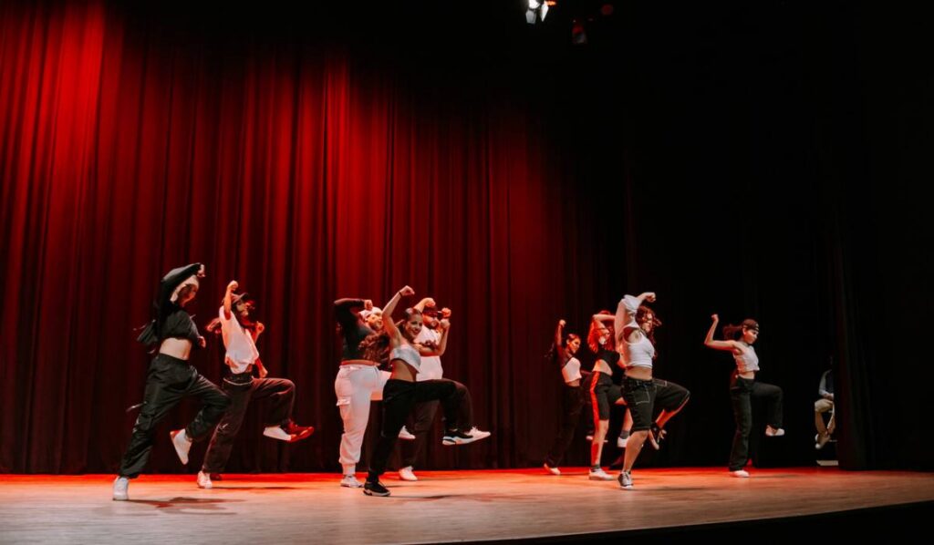Projeto +Dança