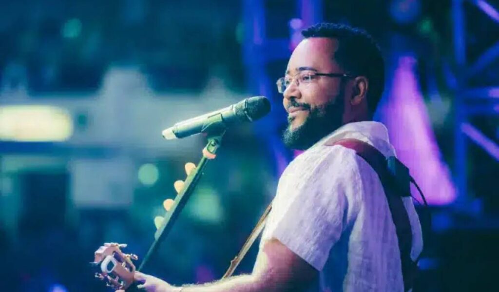 Show gratuito de Dudu Nobre