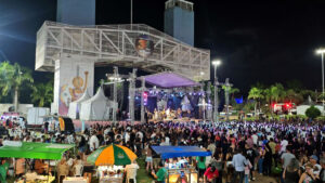 Evento reúne cerca de 12 mil pessoas em Hortolândia com show de Gian & Giovani