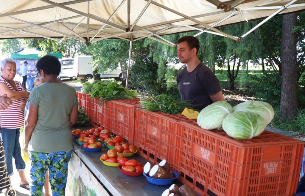 Nova feira-livre no Jardim Adelaide