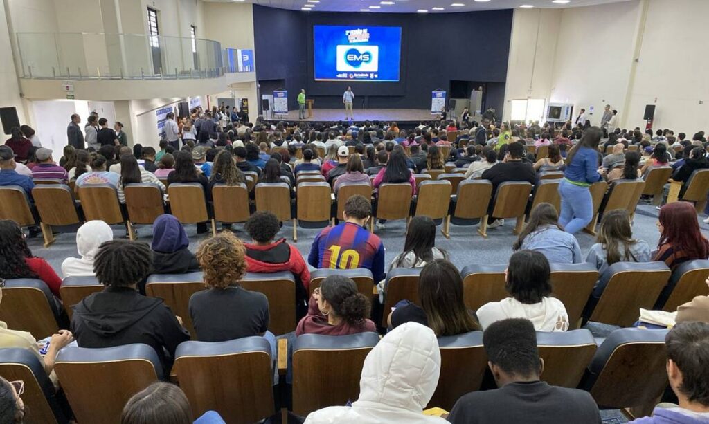 3º Feirão de Empregos  de Hortolândia