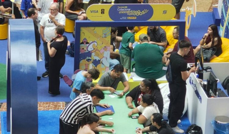 troca de figurinhas no Pq. Dom Pedro Shopping