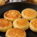 Pão de queijo na frigideira