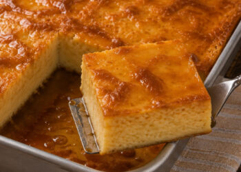 Pudim de pão de assadeira