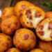 Bolinho de Calabresa