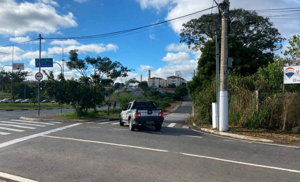 acesso entre a Avenida Panaíno e a Vila Inema