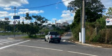 acesso entre a Avenida Panaíno e a Vila Inema