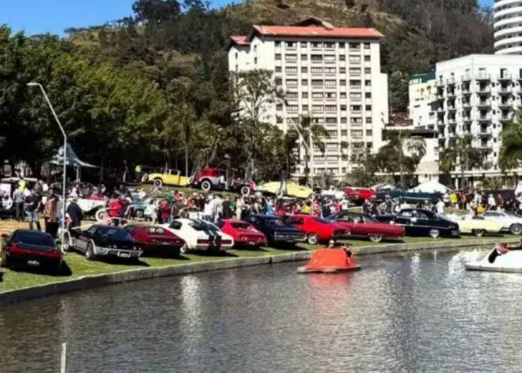 Encontro Brasileiro de Autos Antigos acontece até domingo (07), com entrada gratuita