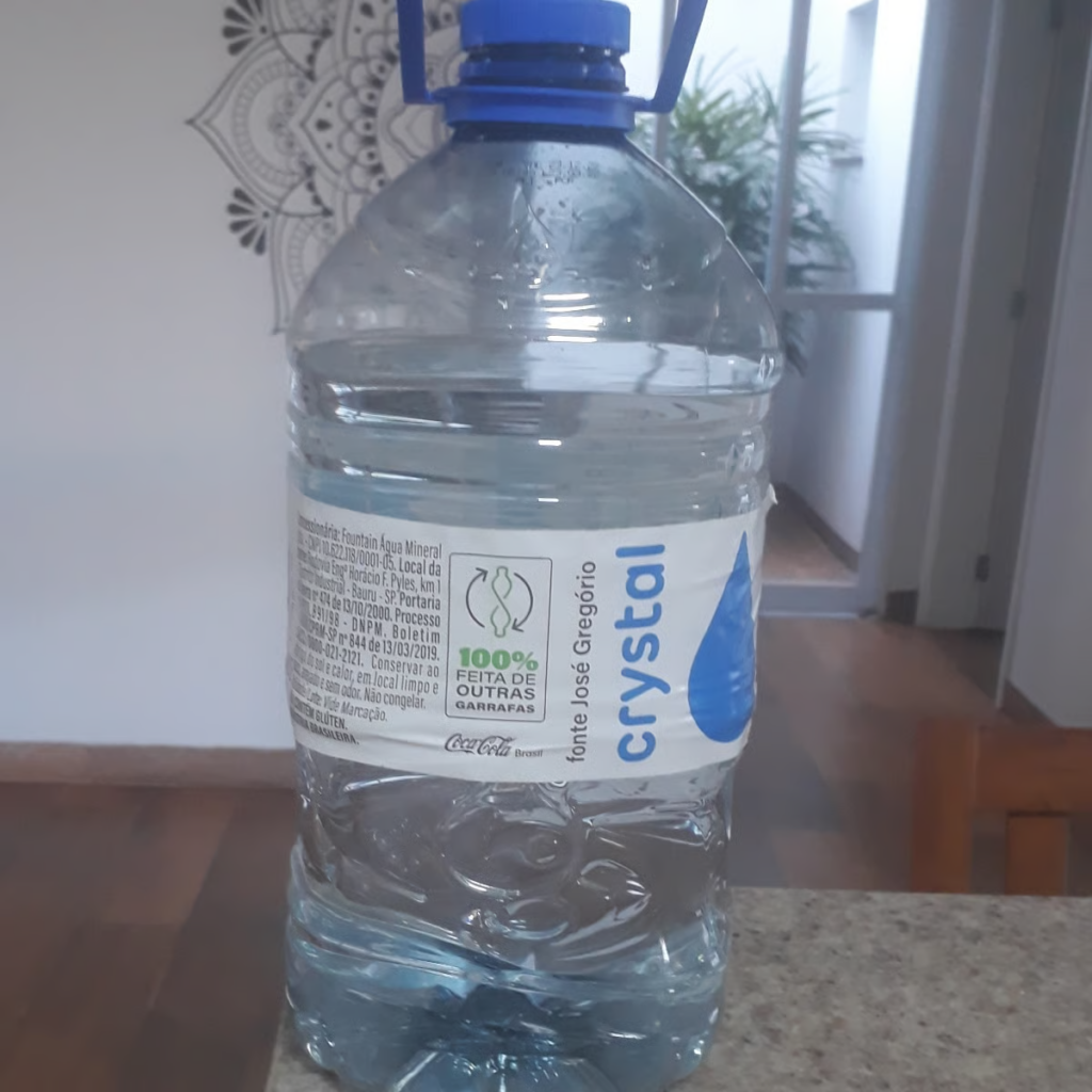 Água Crystal