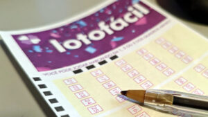 Lotofácil 3703 pode pagar R$ 10 milhões nesta sexta-feira; apostas seguem abertas