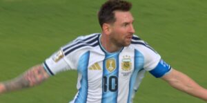 Messi supera Klose como maior artilheiro da história das Copas