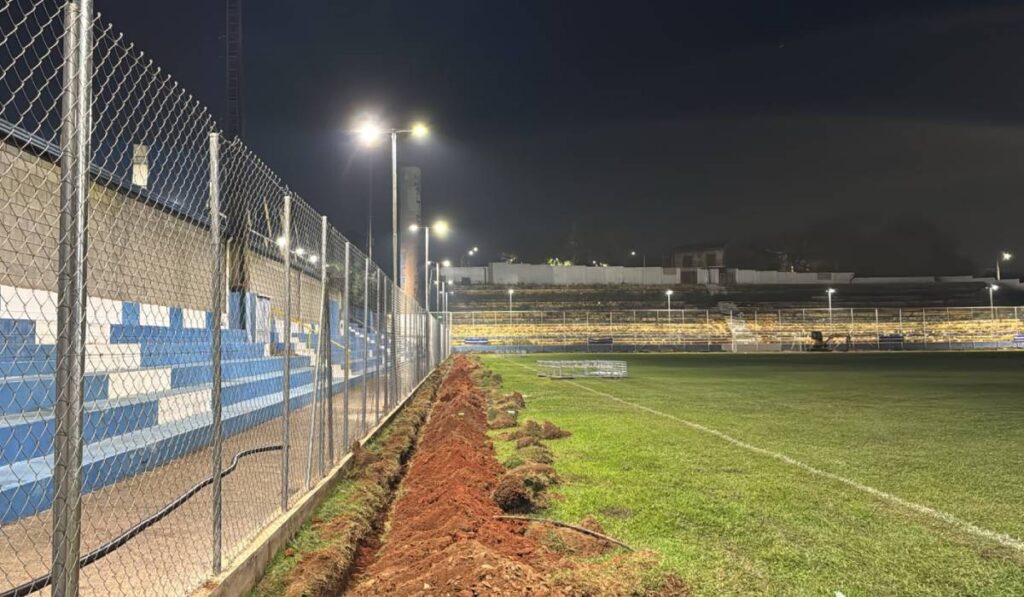 Estádio Tico Breda