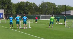 Seleção Brasileira treina e inicia preparação para oitavas