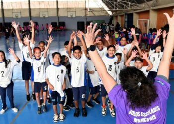Estudantes participando dos 18º Jogos Escolares Municipais em Campinas