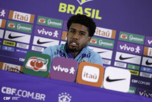 Jogador da Seleção vira alvo do Manchester United e pode movimentar R$ 350 milhões