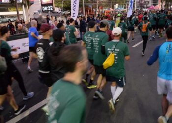 Competidores durante a 8ª Maratona de Campinas em 2025