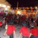 Tradicional clima das festas juninas com comidas típicas, música e convivência para todas as idades