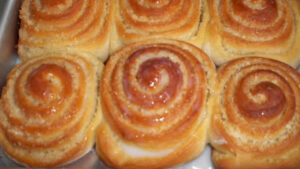 Fatias Húngaras caseiras: receita fácil com massa macia e recheio irresistível
