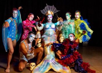 Elenco do espetáculo Sereia sem Mar que encerra o Festival de Arte Drag de Campinas