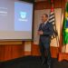 Diretor de Finanças César Saito participando do evento