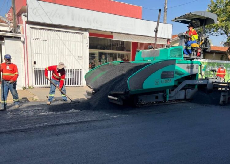Avenida Antônio Fernandes Leite