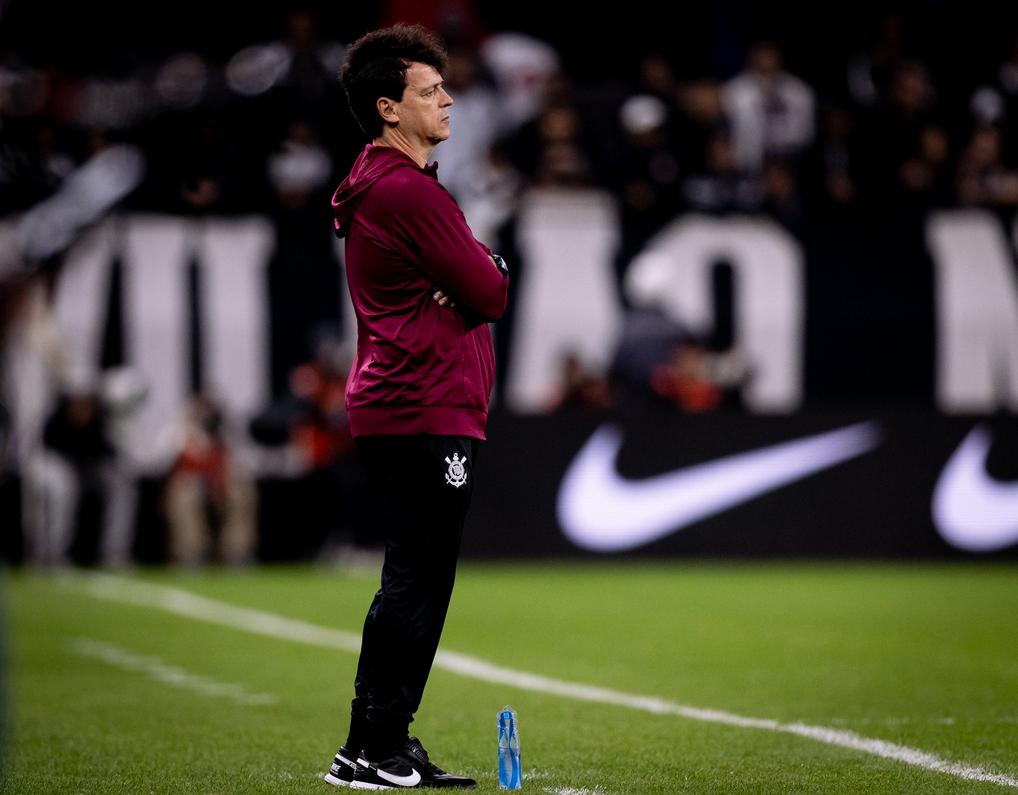 Fernando Diniz em coletiva