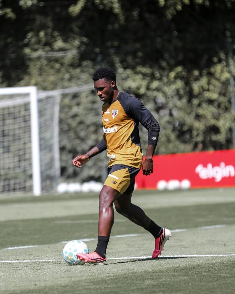 Jogadores do São Paulo durante o treino