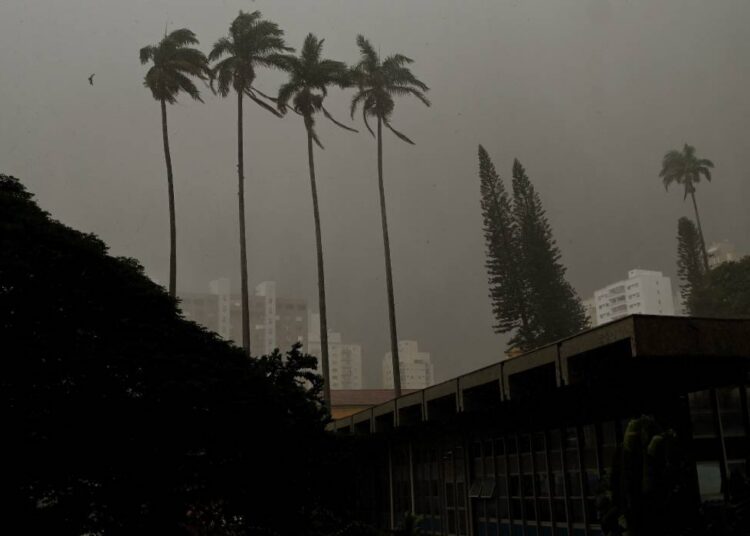 Ventos fortes e queda de temperatura