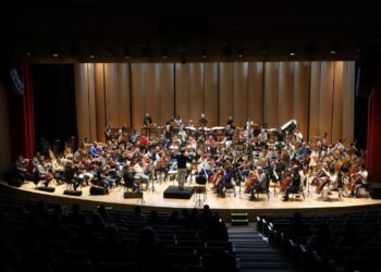 Orquestra executa peças de Guarnieri, Mendelssohn e Brahms no concerto Ecos do Romantismo