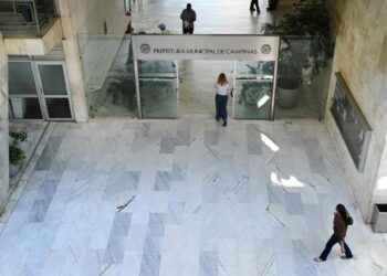 Segunda parcela do 13º salário paga até 20 de dezembro para servidores