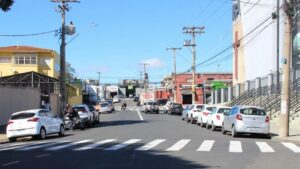 Setransp implanta duplo sentido na rua Martinópolis, Vila Pompéia