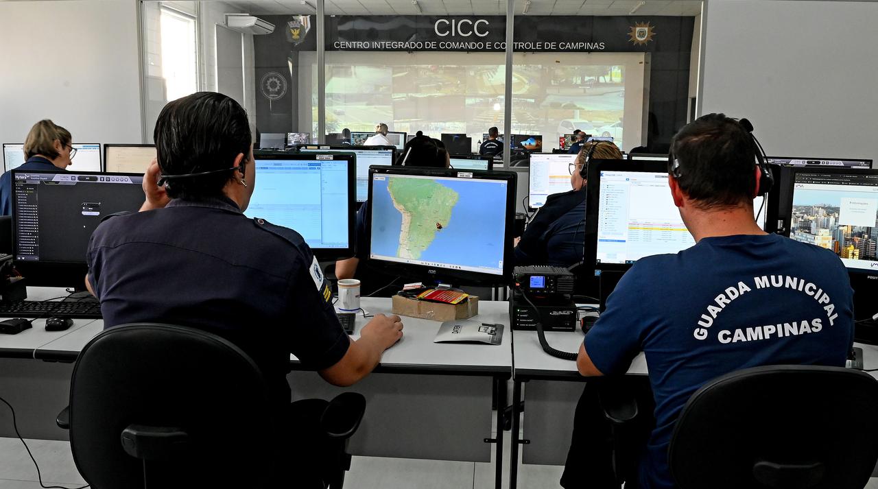 Orientação para registrar boletim e contato com Guarda Municipal em caso de golpe