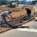 Construção de calçadas próximas ao Ribeirão Anhumas no Jardim Baronesa para segurança de pedestres