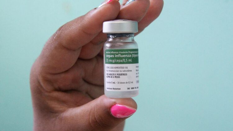 vacina protege contra transmissão do vírus da gripe