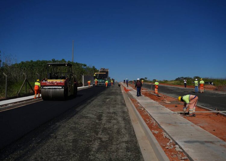 prolongamento da Avenida Panaíno
