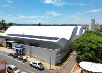 Carga horária de 12 horas semanais e salário-base de R$ 3.996,41 para médicos da UPA Carlos Lourenço