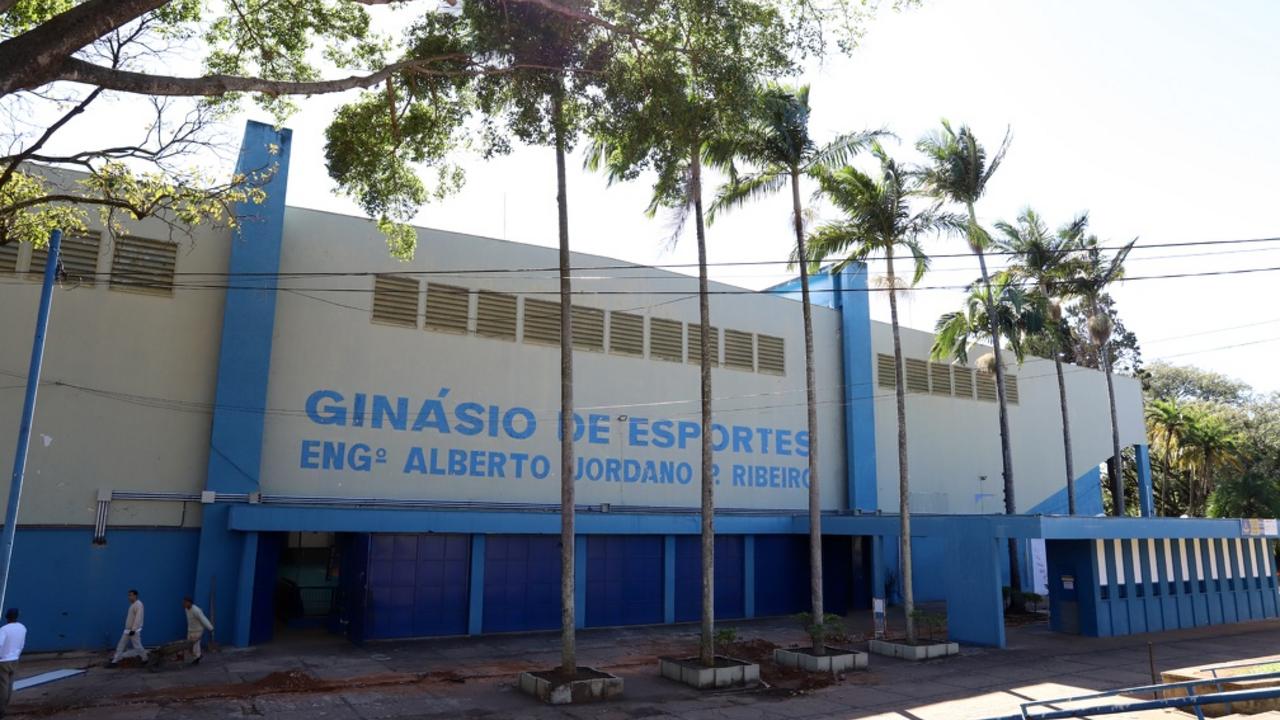 melhorias em segurança e eficiência no ginásio esportivo