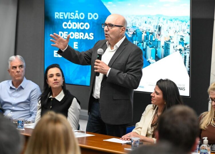 Prefeito e secretária de Urbanismo anunciam revisão do Código de Obras em Campinas