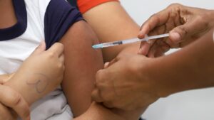 Campinas promove Dia D de Multivacinação com foco em até 14 anos