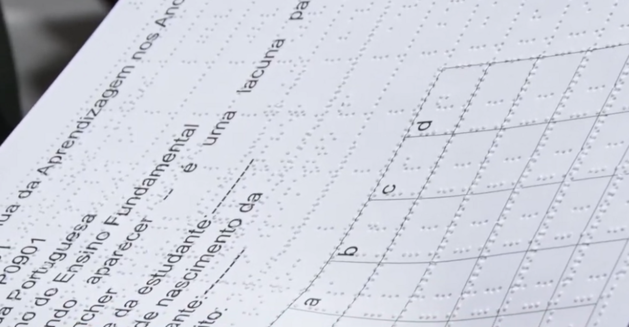 Prova em braille usada na Educação Especial