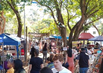 Atividades incentivam o lazer ao ar livre e a convivência entre pais e filhos