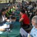 Jovens recebem informações sobre aprendizagem profissional e qualificação