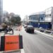 Pavimento de concreto suporta peso e atrito de veículos de grande porte no corredor do BRT